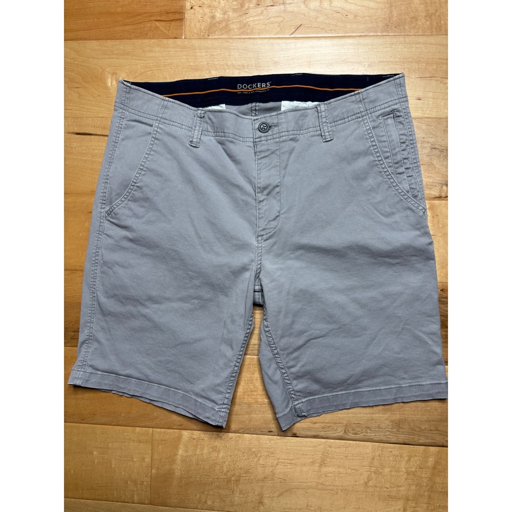 Dockers Shorts Mens 36 Grey Chino Flat Front Casual Twill Cotton Blend 9 Inseam